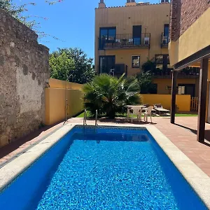 https://lovely-apartment-in-center-of-torroella.catalonia-hotels.com